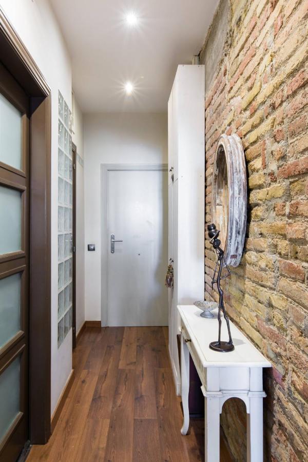 Sant Antoni Lovely Apartment Barcelona Bagian luar foto