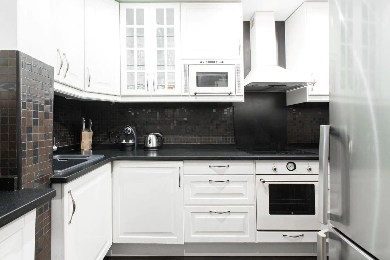 Sant Antoni Lovely Apartment Barcelona Bagian luar foto