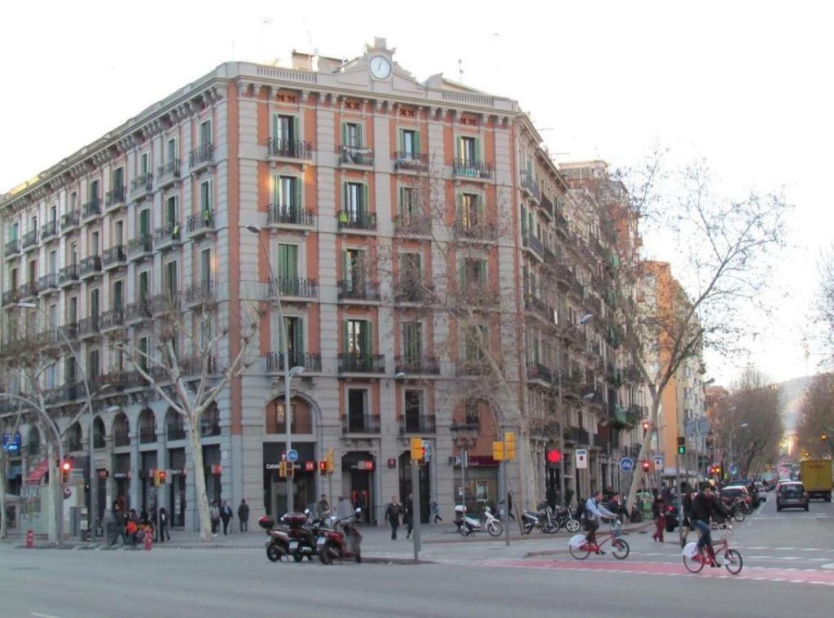 Sant Antoni Lovely Apartment Barcelona Bagian luar foto